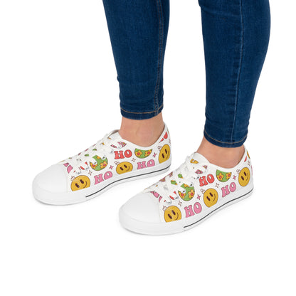 Groovy Christmas Women's Low Top Sneakers